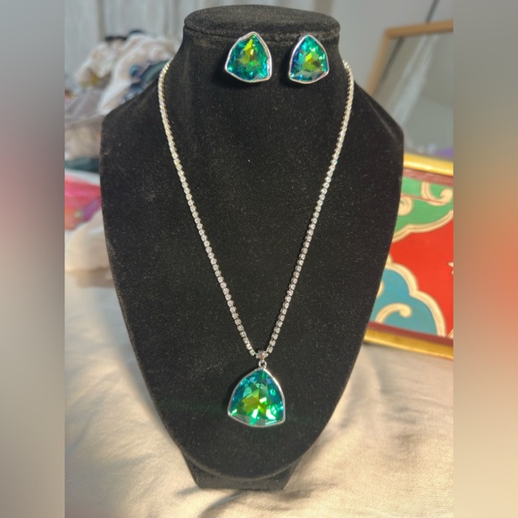 Silver Necklace and Earring Set with Blue-Green Swarovski Gemstones in CZ chain - Picture 1 of 11